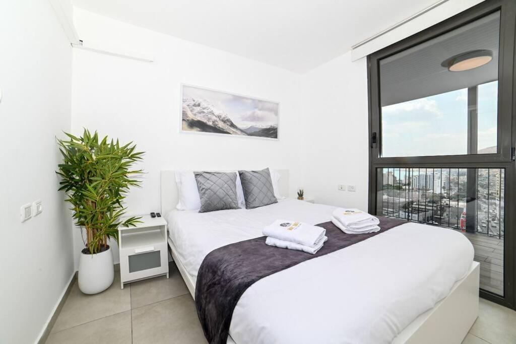 Apartment L.t.d- My View. 2 Bedroom By The Lake. Tiberias